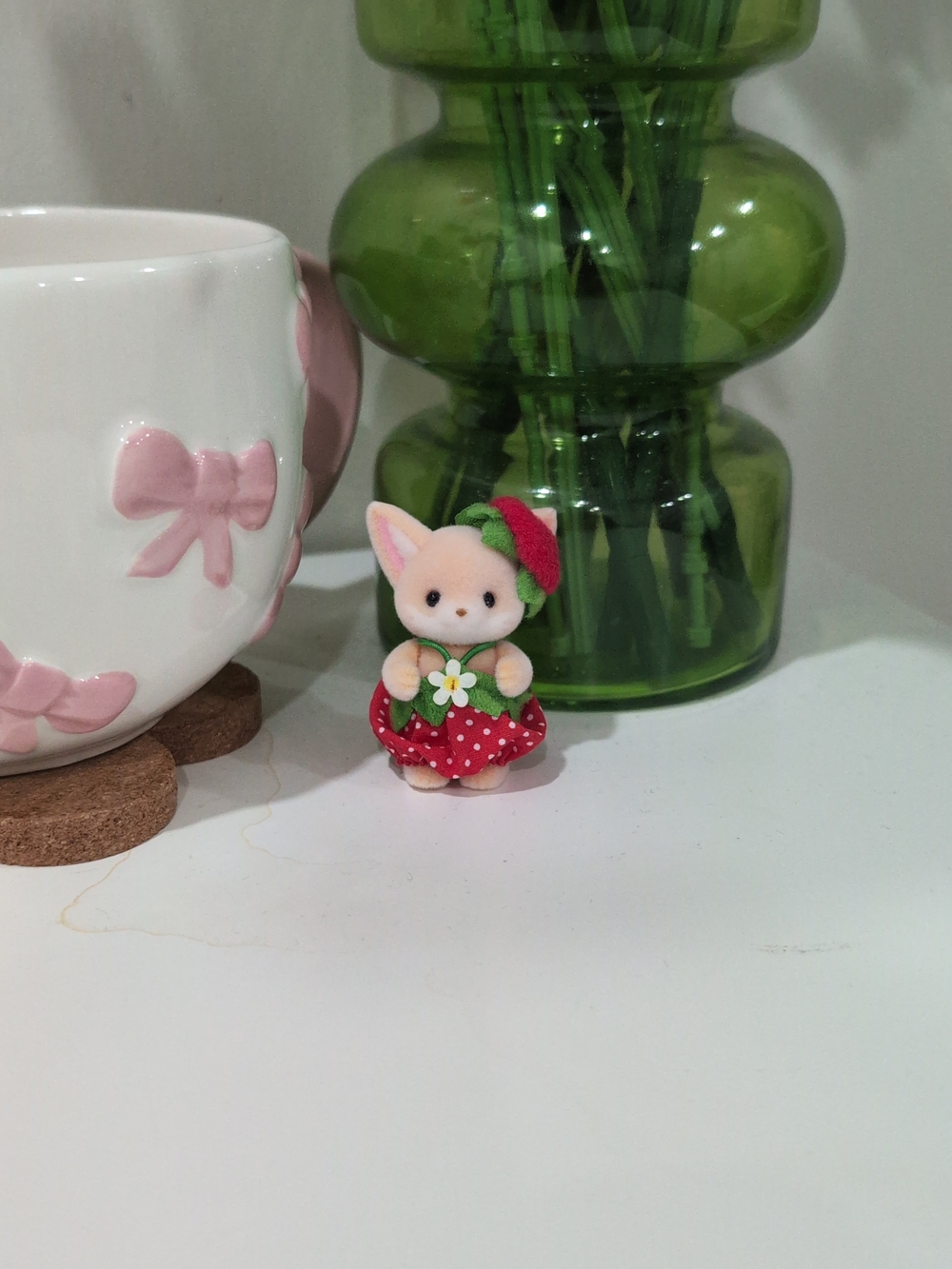 Calico Critters Strawberry Figure - Picture 2 of 3